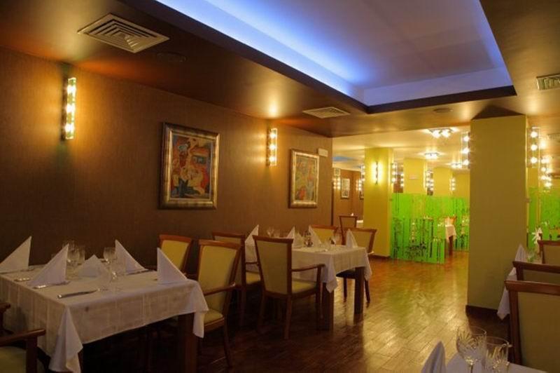 Hotel City Pleven Exterior foto